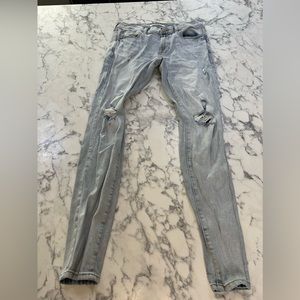 Light Blue Jeans Distressed (30'32)